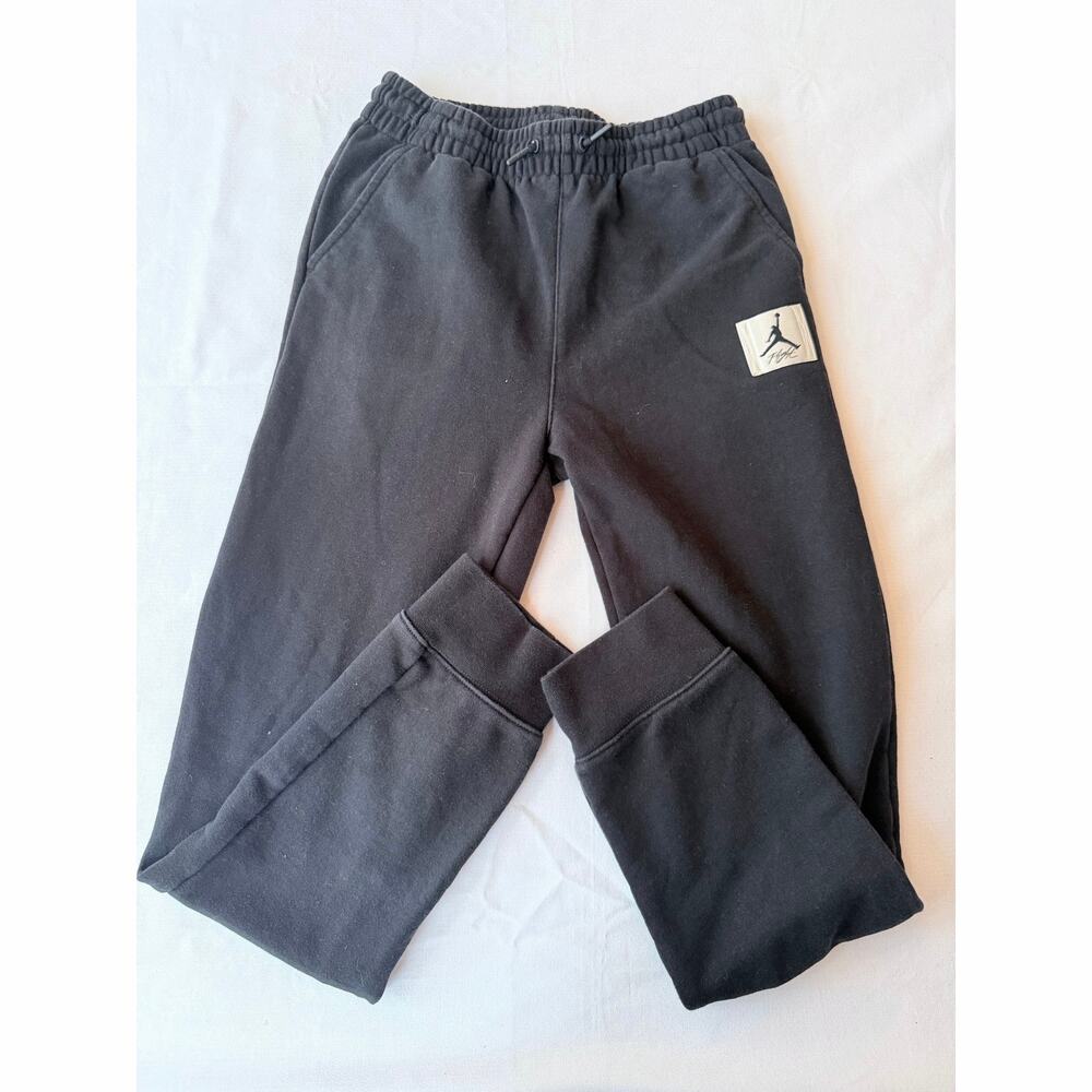 Youth Jordan sweatpants size XL
